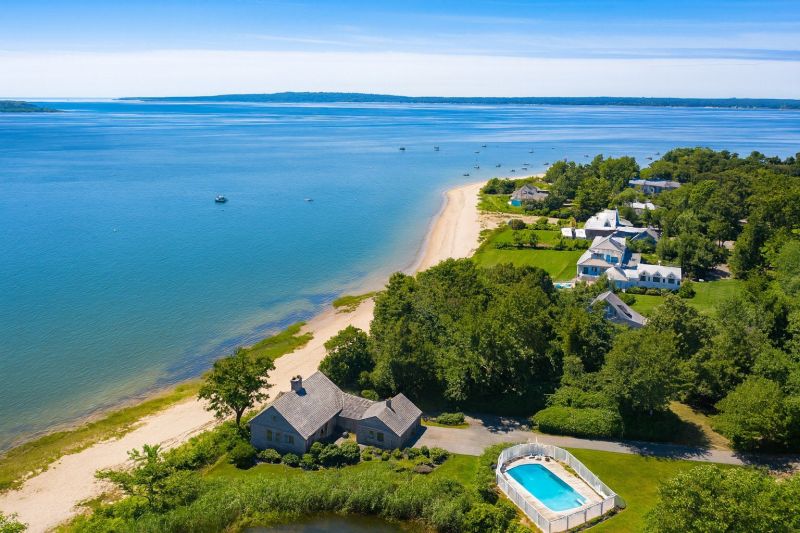 Deck Railing Installation in Duxbury, MA